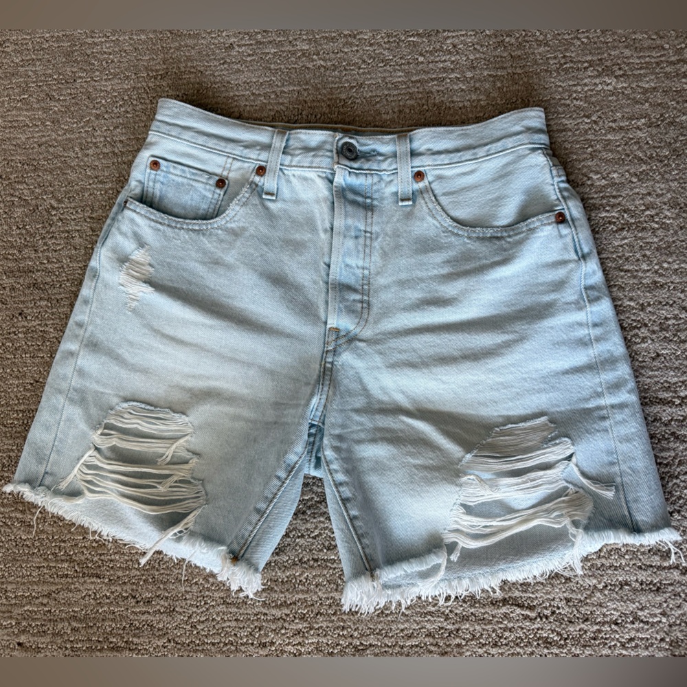 Levi Distressed Denim Shorts. Size W28